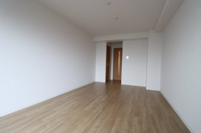 【居間・リビング】 | ヴィラナリー関目