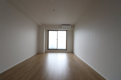 【居間・リビング】 | ヴィラナリー関目