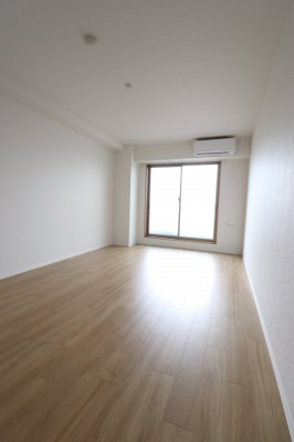 【居間・リビング】 | ヴィラナリー関目