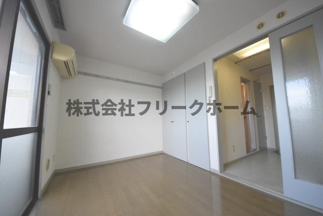 小金井市本町４丁目の賃貸マンションの寝室