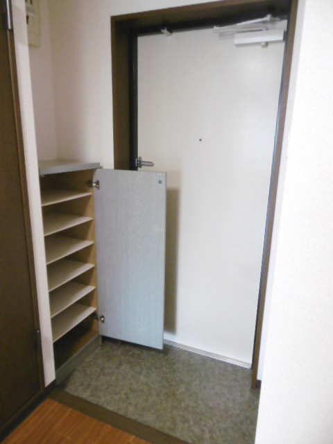 ロイヤルコート・オガワの玄関|玄関