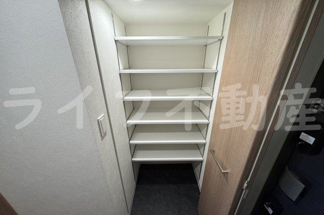プレサンス長田レジェールの収納|専用の収納スペースです