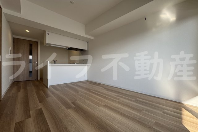 プレサンス長田レジェールの洋室|明るい洋室です