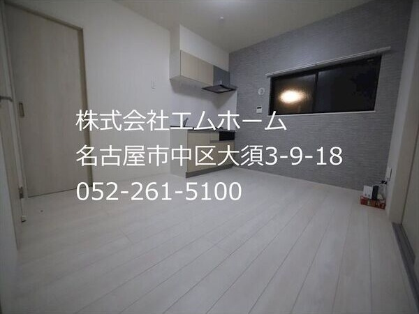 chat prune(シャプリュネ)の居間・リビング