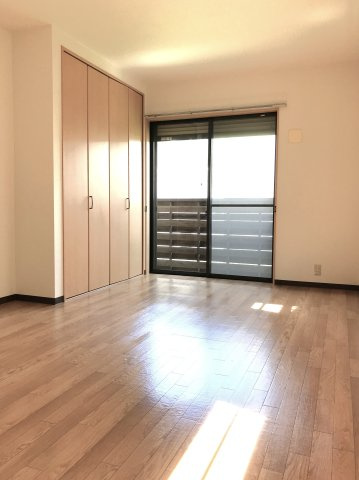 シャルム東山（3号室）の洋室