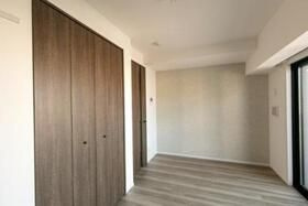 パティオスクエア御茶ノ水の洋室