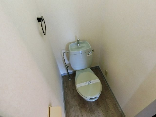 ベジェッサB棟のトイレ