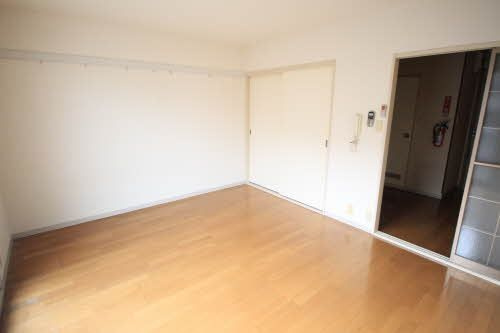 ブルージュの内装