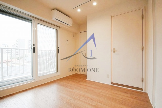 ｂ’ＣＡＳＡ南幸町の居間・リビング|洋室のお部屋です。