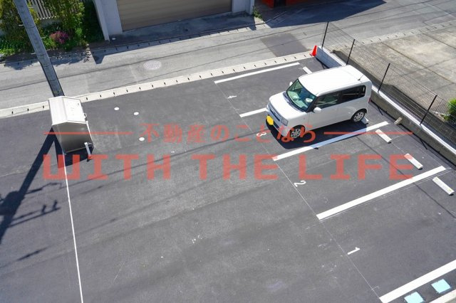 グランシア プラス【キャッシュバックキャンペーン】の駐車場|駐車場があります