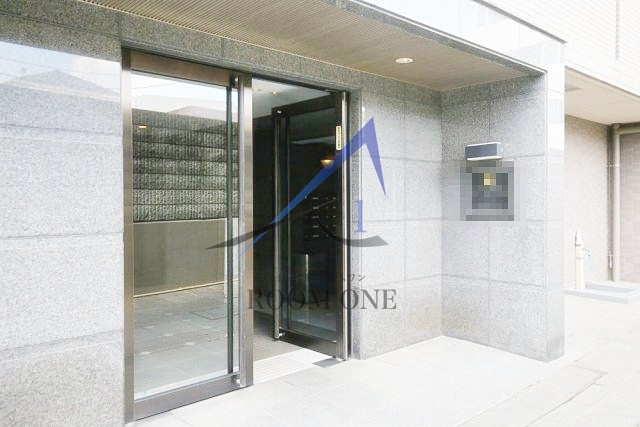 ルーブル中野坂上弐番館のエントランス|エントランスです。