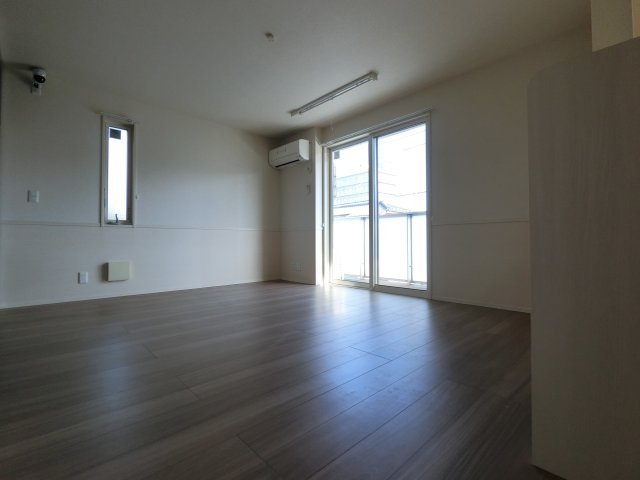 メゾンベールの居間・リビング