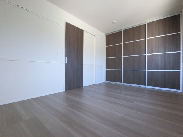 メゾンベールの洋室