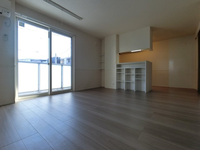 メゾンベールの居間・リビング