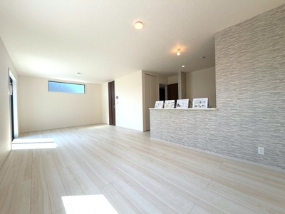 【居間・リビング】 | 土地面積155㎡強／長期優良住宅／瀬谷区本郷3丁目