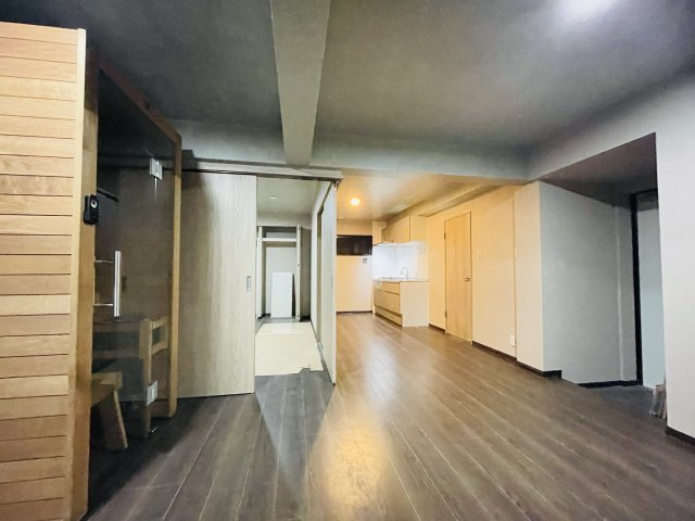【居間・リビング】SCENE.Meguro Sauna Residence