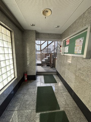 【ロビー】 | ロイヤル清水ビル