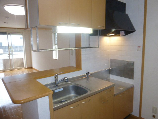レジデンス白鳥Bのキッチン