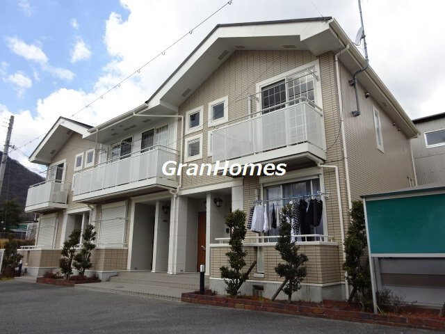 レジデンス白鳥Bの外観