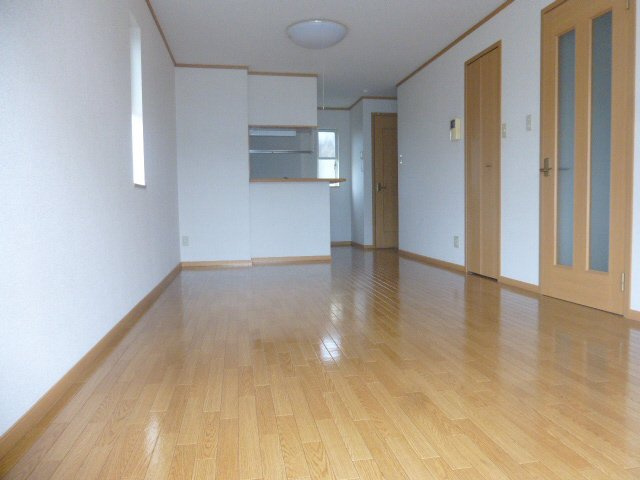 レジデンス白鳥Bの居間・リビング