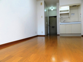 【洋室】 | ※写真は同物件他のお部屋の様子です。