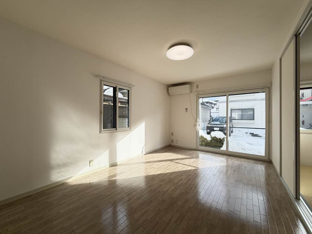 コート・ハイネス Ｂの居間・リビング