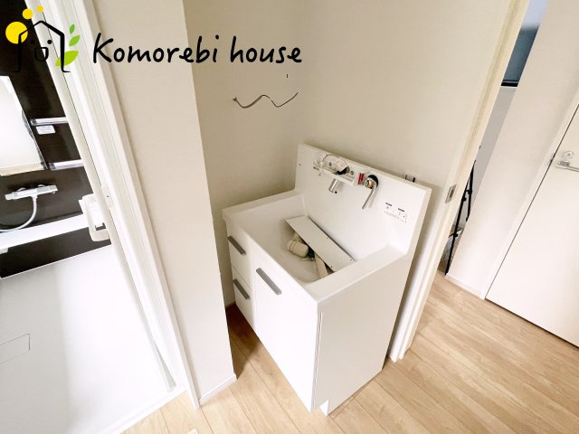 さいたま市西区宮前町　1期　新築一戸建て　FIT-A　01の独立洗面台|独立洗面台、朝の身支度には欠かせません