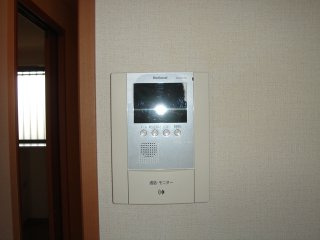 ＴＨ・ルミナスの内装|カメラ付インターホン