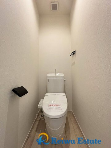 新築戸建　茅ヶ崎市旭が丘4期のトイレ