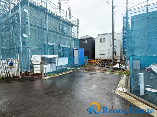 新築戸建　茅ヶ崎市旭が丘4期の前面道路含む現地写真