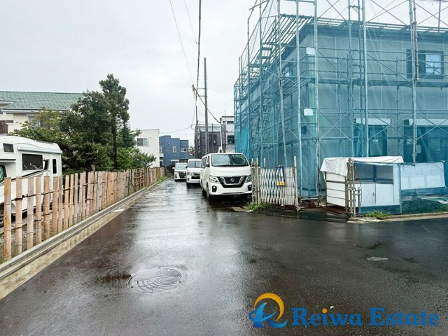 新築戸建　茅ヶ崎市旭が丘4期の前面道路含む現地写真