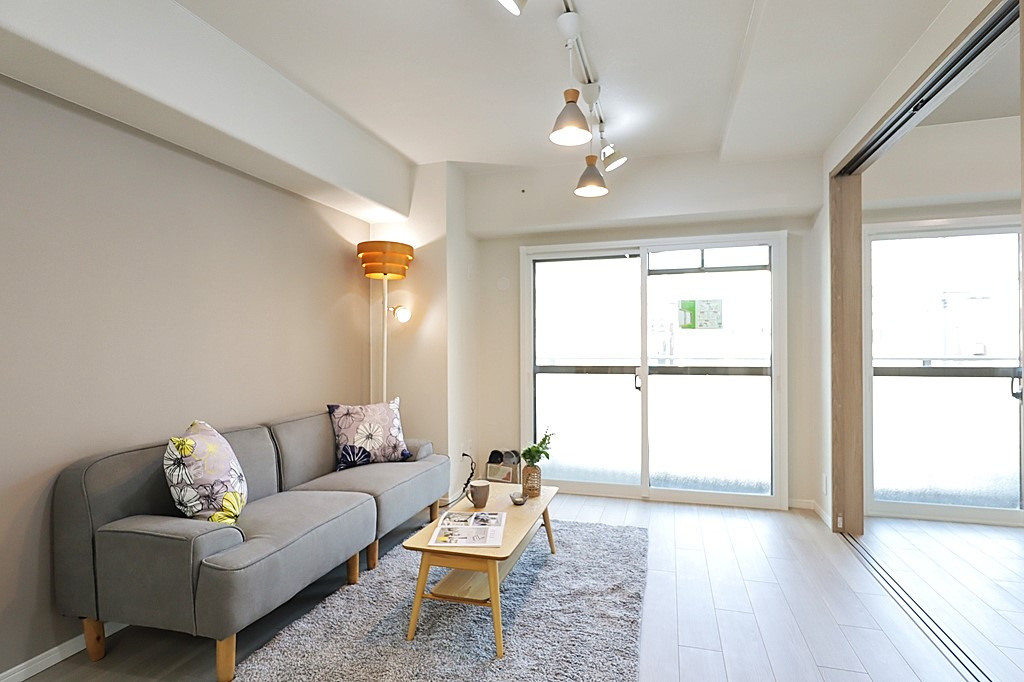 【居間・リビング】の画像