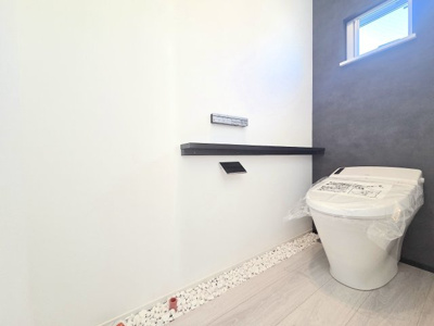 【トイレ】 | 南西角地／デザイナーズハウス／川崎市高津区新作6丁目