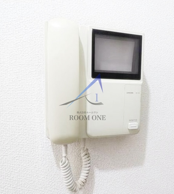 ガーデンヒルズ日吉・ウエストのセキュリティ|モニター付きインターホンです。