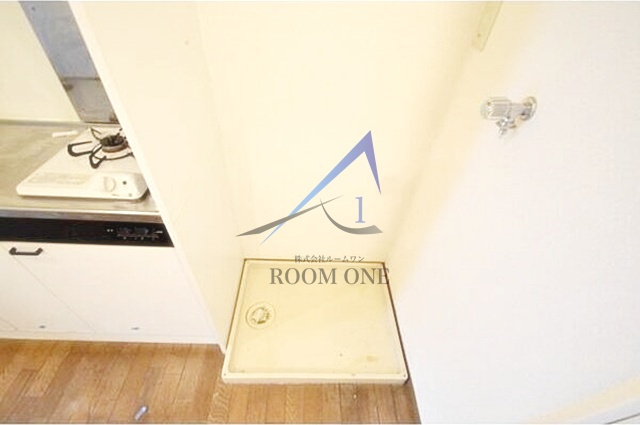 ガーデンヒルズ日吉・ウエストの設備|洗濯機置き場です。