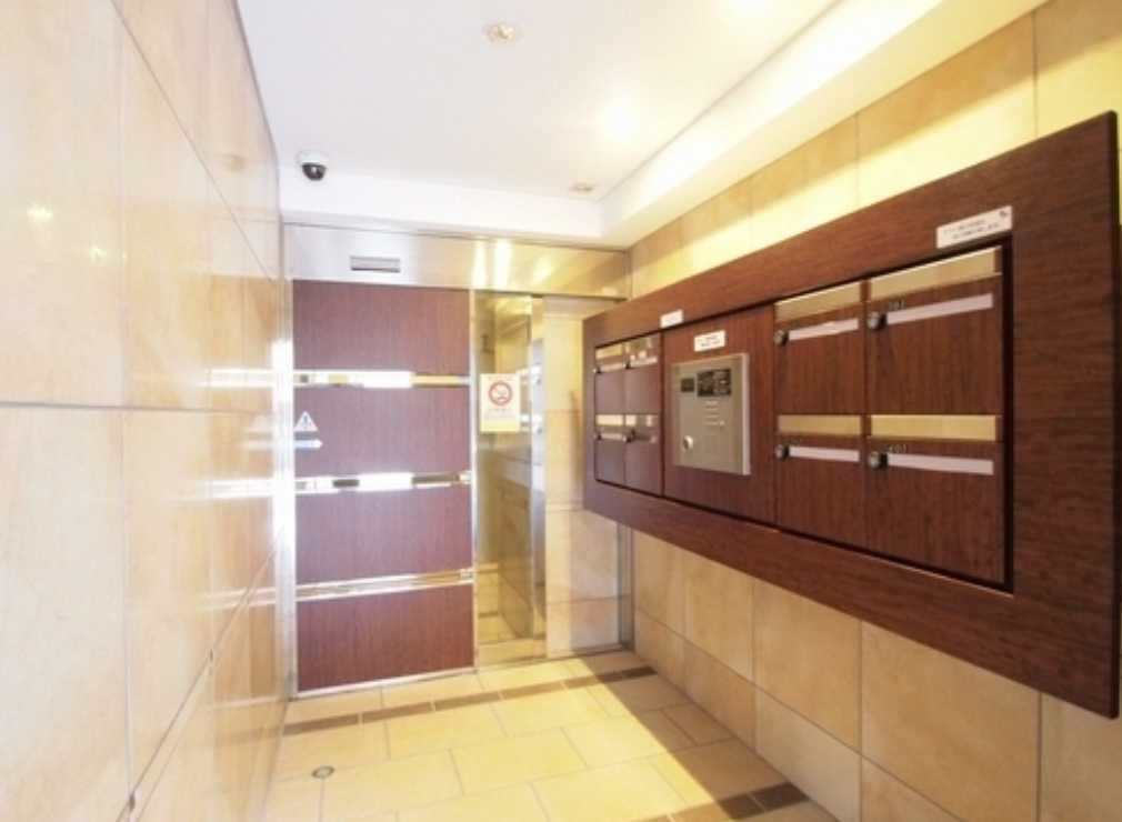 プランドール　駅近　駐車場あり　シャーメゾンのロビー