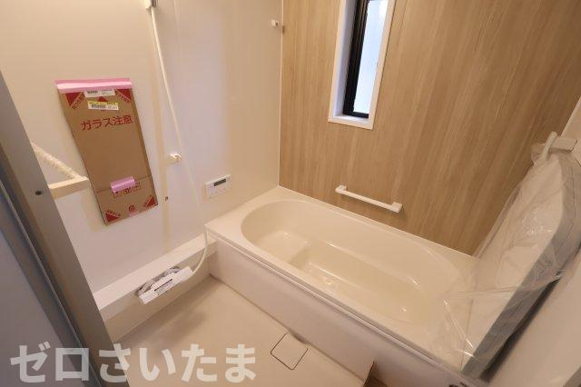 《仲介手数料無料》南区根岸３丁目5-2新築一戸建ての浴室