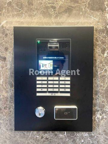 L&Cレジデンス鶴舞公園のエントランス