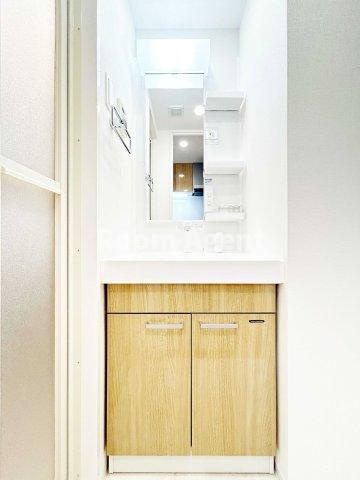 L&Cレジデンス鶴舞公園の洗面所