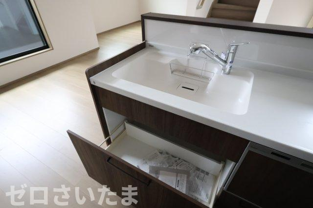 《仲介手数料無料》南区根岸３丁目5-2新築一戸建てのキッチン