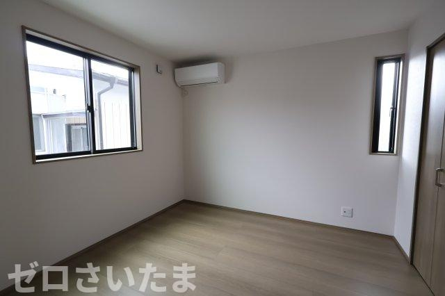 《仲介手数料無料》南区根岸３丁目5-2新築一戸建ての洋室