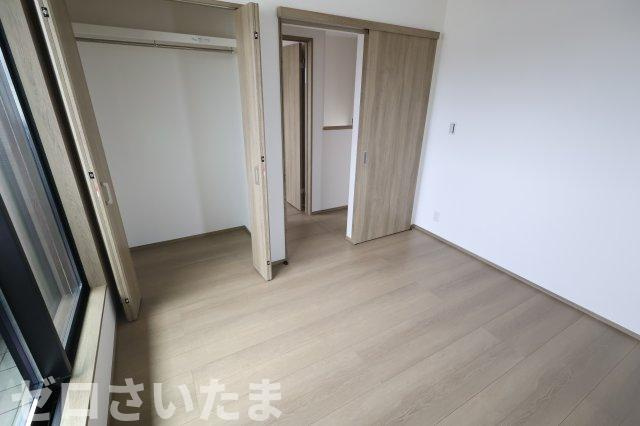 《仲介手数料無料》南区根岸３丁目5-2新築一戸建ての洋室