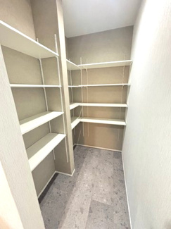 【収納】 | 廿日市市新宮1丁目（全2区画）No１ | 1階ストレージ♪　
