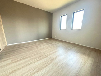 【洋室】 | 廿日市市新宮1丁目（全2区画）No１ | 2階　洋室×3　収納付きでお部屋がスッキリ広く使えます。　