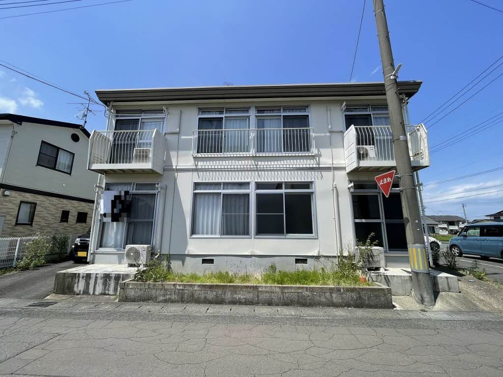 若葉ハイツの外観