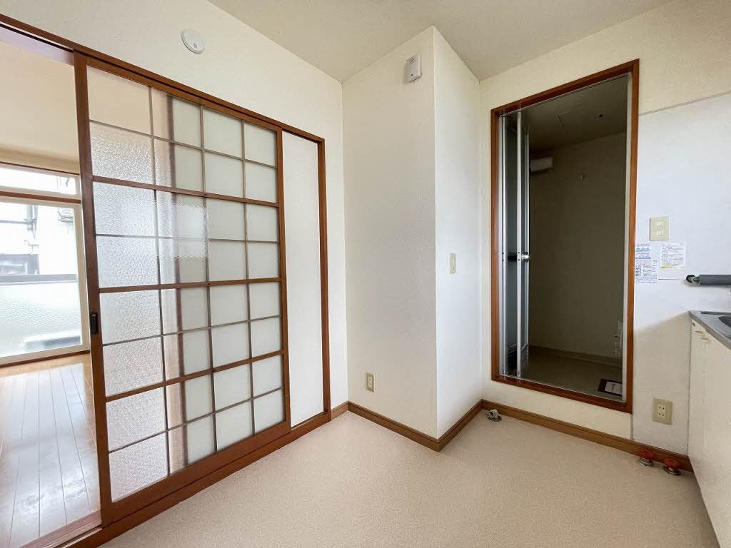 若葉ハイツの内装