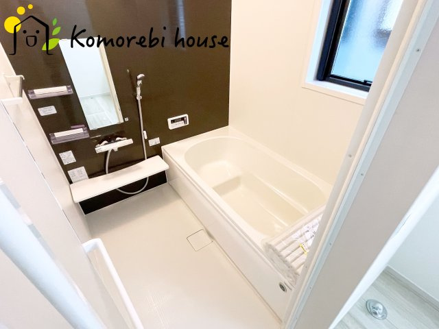 さいたま市西区宮前町　1期　新築一戸建て　FIT-A　02の浴室|落ち着いた空間のお風呂です