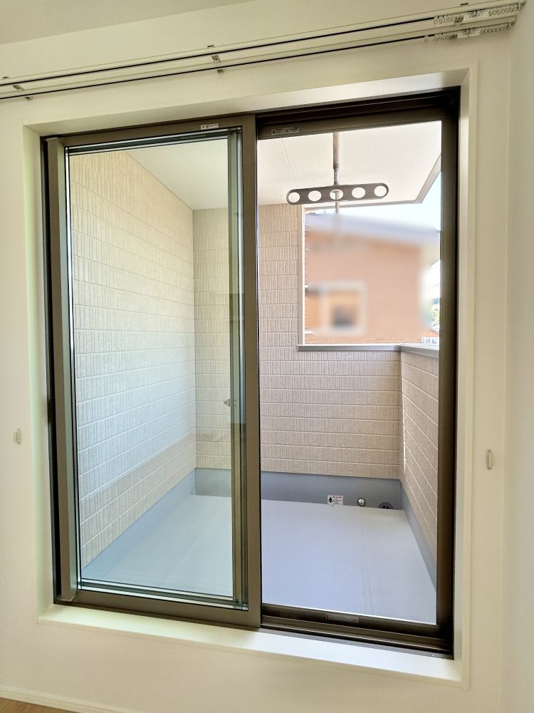 ひばりヶ丘建売③　新築戸建のバルコニー