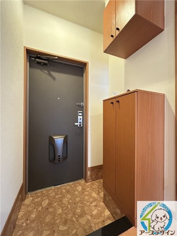 パレスシーサイドの玄関