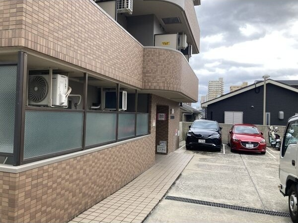 プレリュード江坂の外観